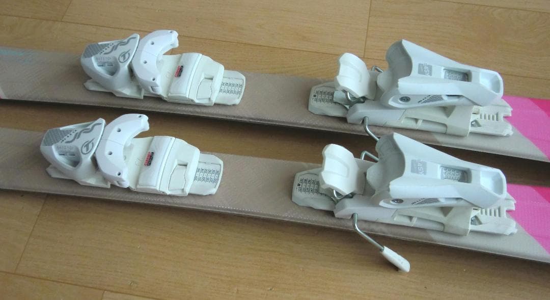 ■■1月限定■送料無料■Hart■子供用スキーセット■117/22■WAX済■■