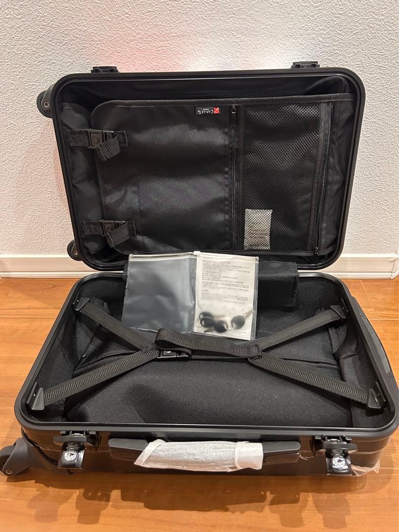 横浜F・マリノス 限定 キャリーバッグ スーツケース