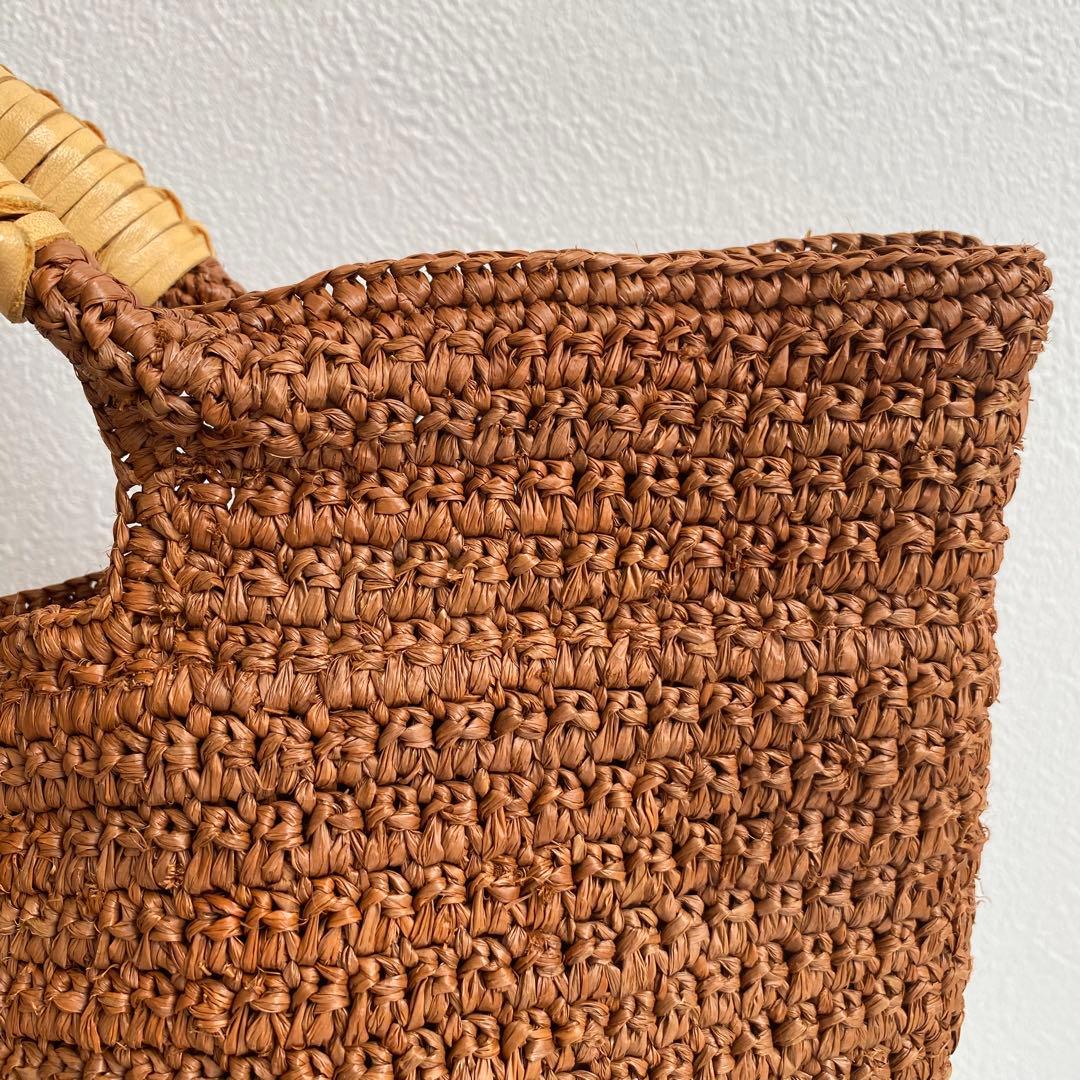 極美品　ヘレンカミンスキー　ラフィア　レザーハンドル ラフィアトートバッグ