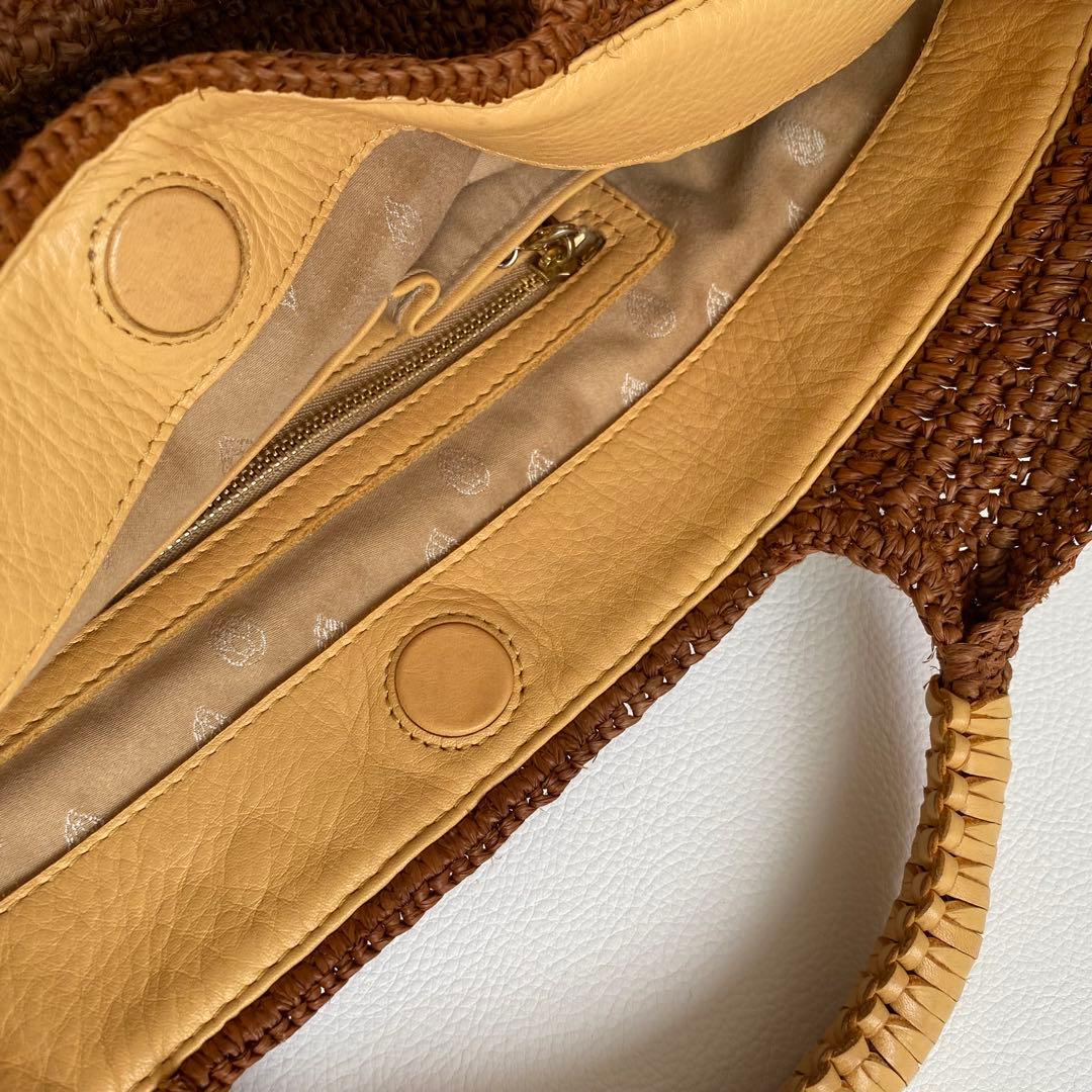 極美品　ヘレンカミンスキー　ラフィア　レザーハンドル ラフィアトートバッグ