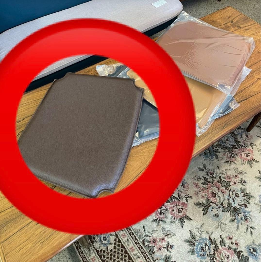 CARL HANSEN & SON Yチェア用レザークッション2枚セット