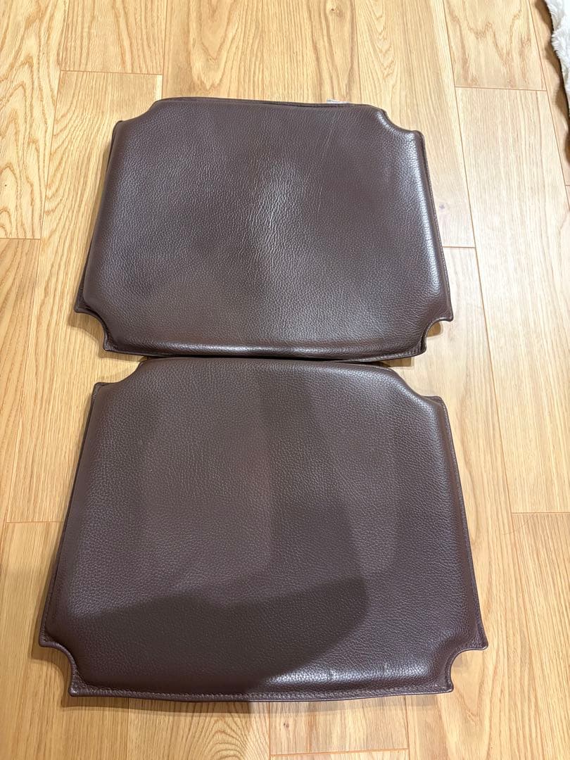 CARL HANSEN & SON Yチェア用レザークッション2枚セット