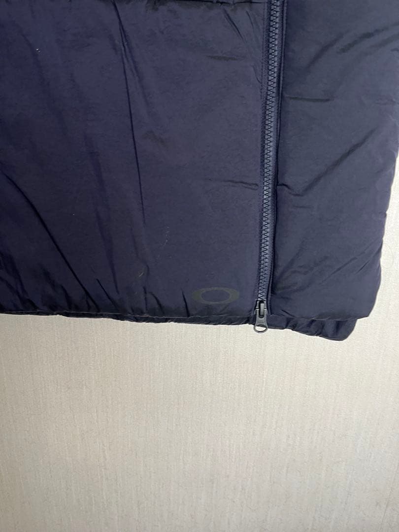 新品　S ゴルフ　オークリー 中綿ベスト グレー　撥水 軽量 保温