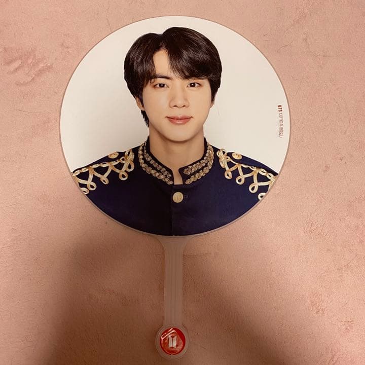 BTS うちわ 公式