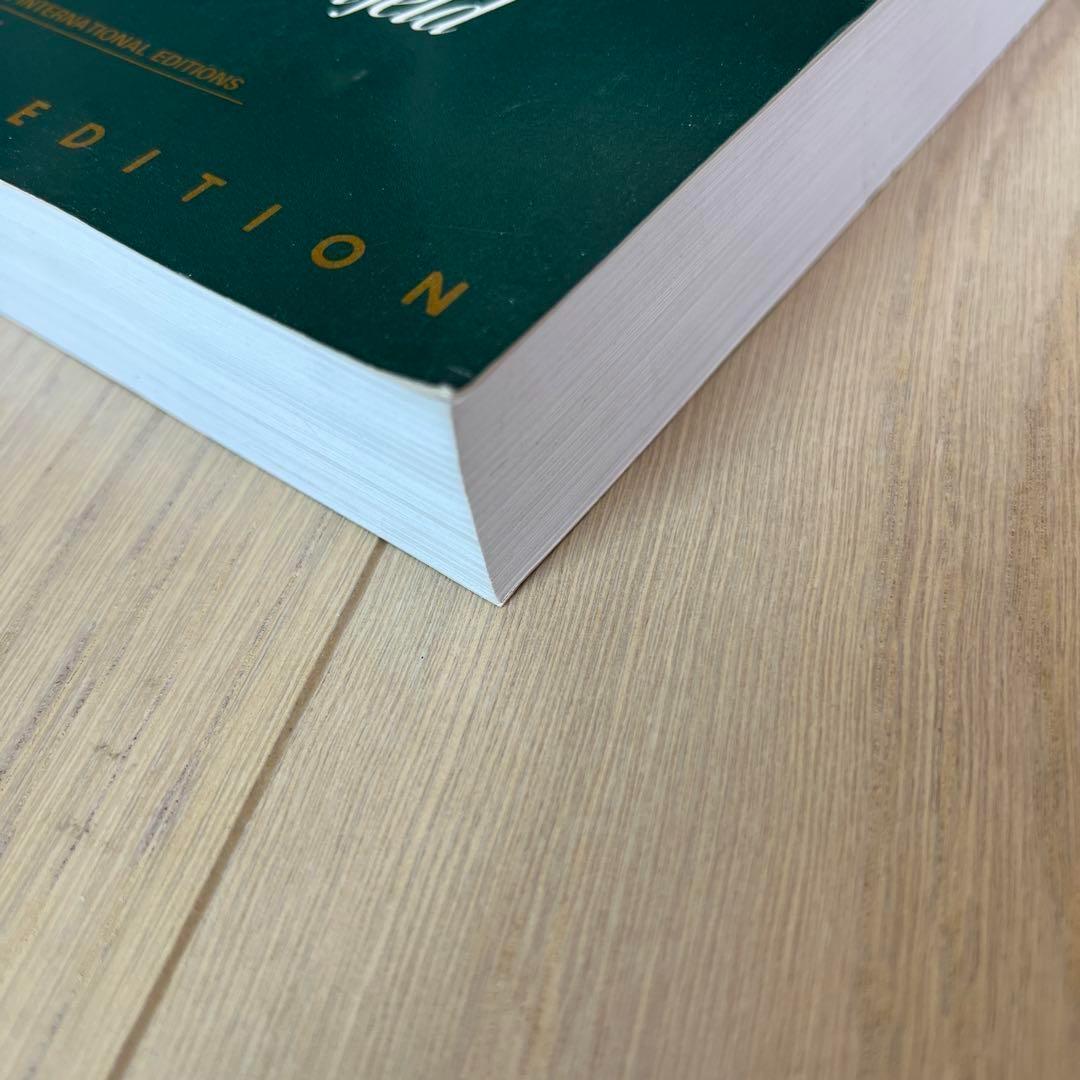 洋書 Econometric Models and Economic