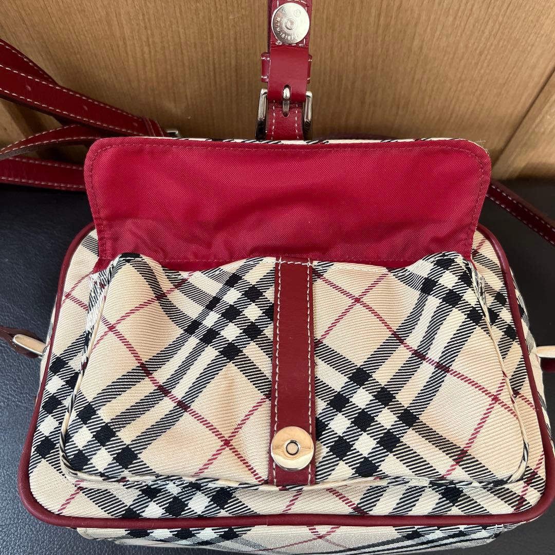 バーバリー・ブルーレーベル　チェック　ショルダーバッグ　赤