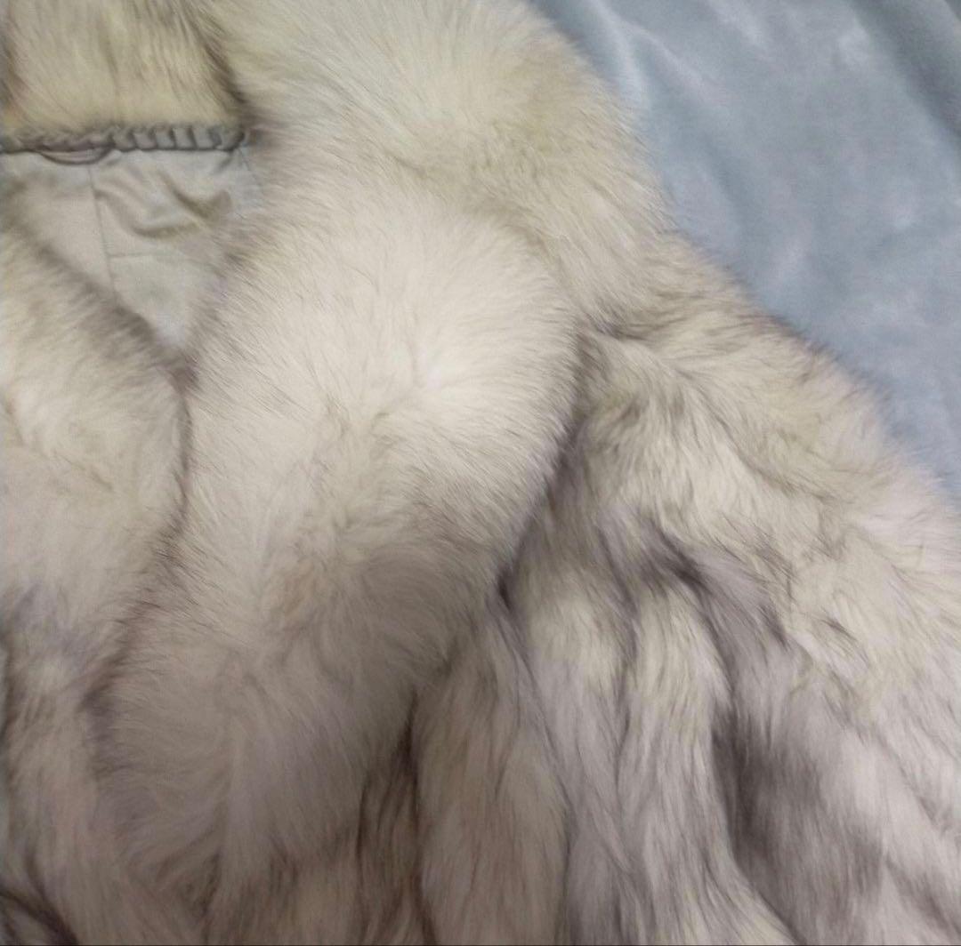 ちんぺい　　　 Silver Blue ホワイト色毛皮 ショートコート
