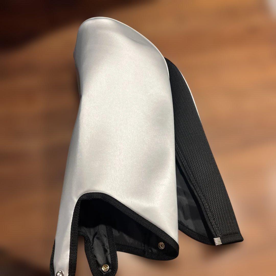 TaylorMade キャディバッグ シルバー