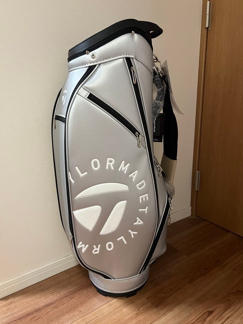TaylorMade キャディバッグ シルバー