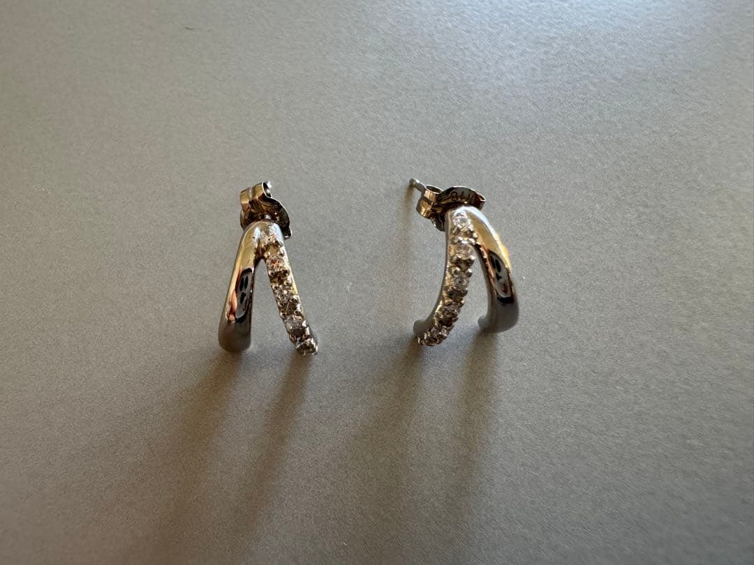 ete ビジュー ダブルライン ピアス現行品未使用