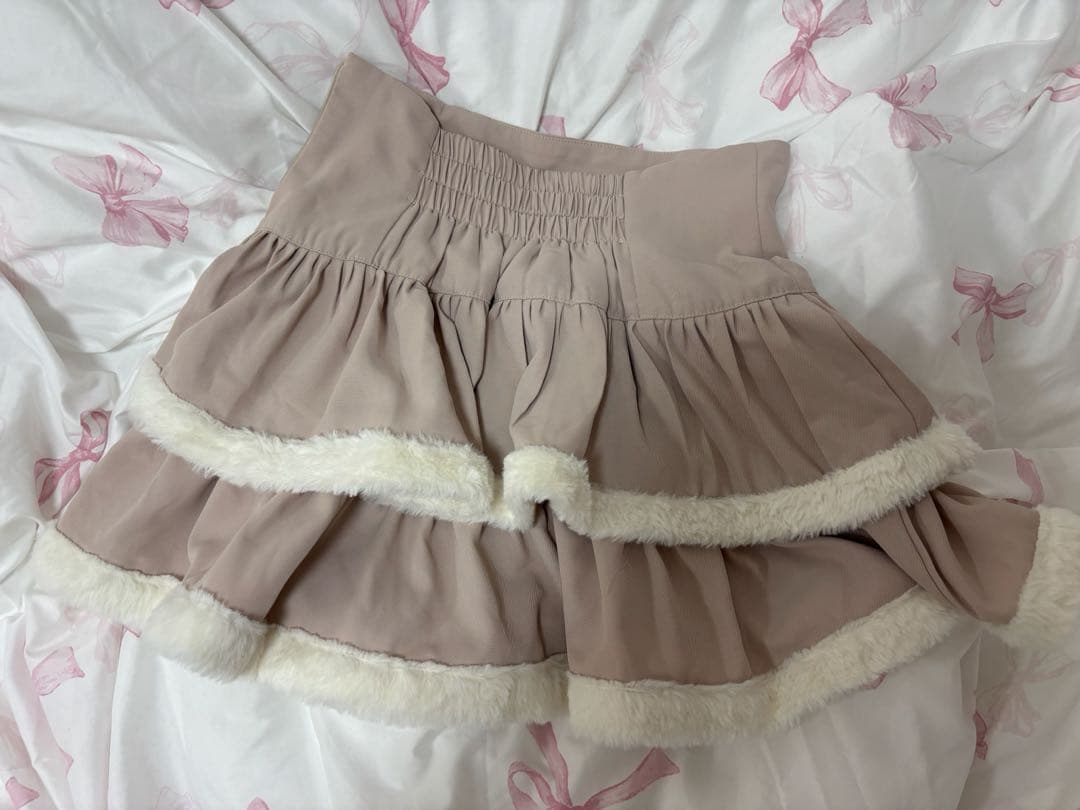 pium ぴうむ ファー付きティアードミニスカート ピンク