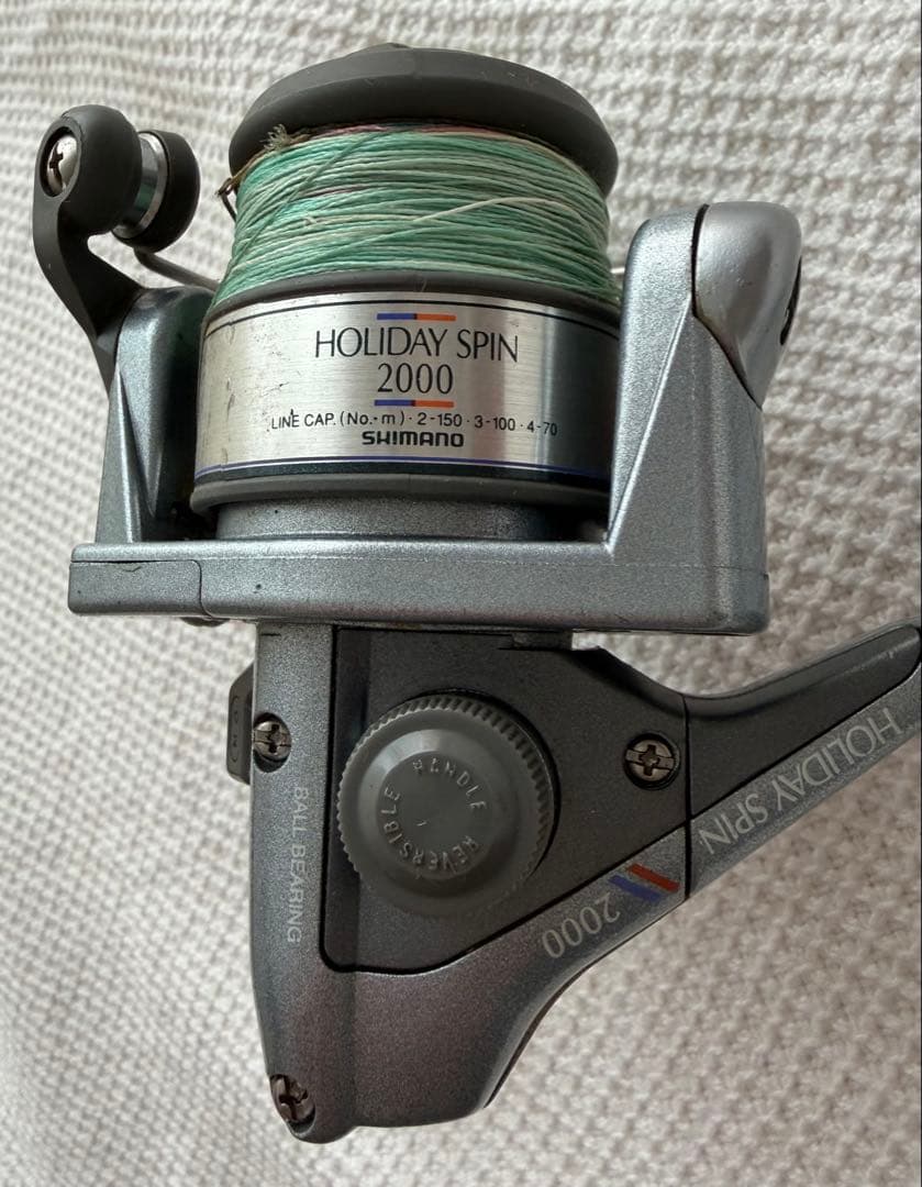 SHIMANO HOLIDAY SPIN 2000 リール