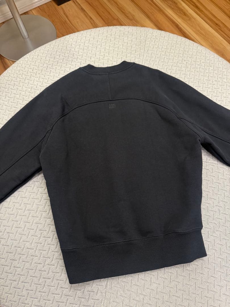 AMIPARIS アミパリス スウェット トレ ーナー　ブラック　ユニセックス
