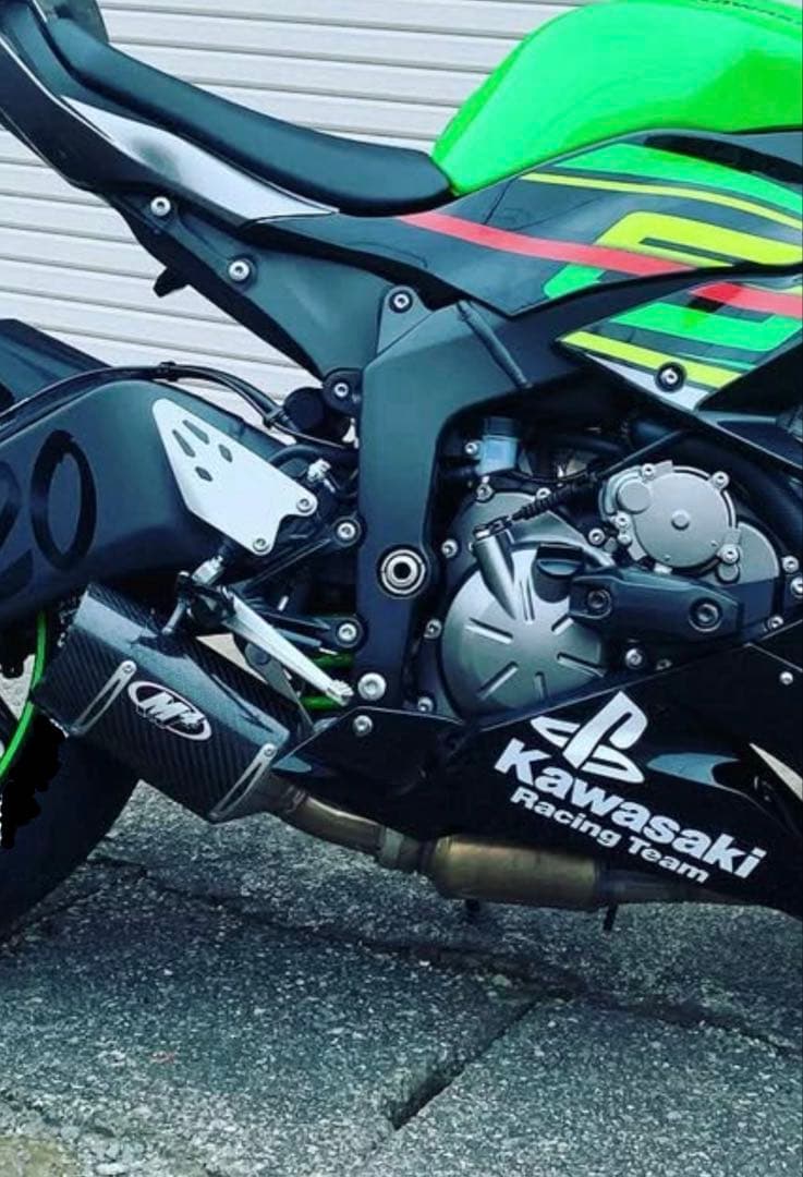 M4 カーボン マフラー サイレンサー スリップオン ニンジャ zx6R
