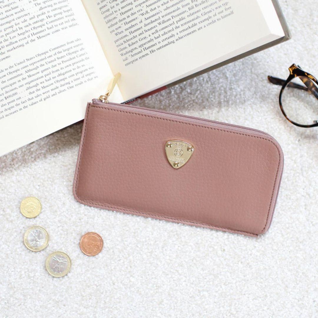 【美品(記載事項有)】ATAO　❤️slimo(スリモ)ケリー❤️　アーモンド