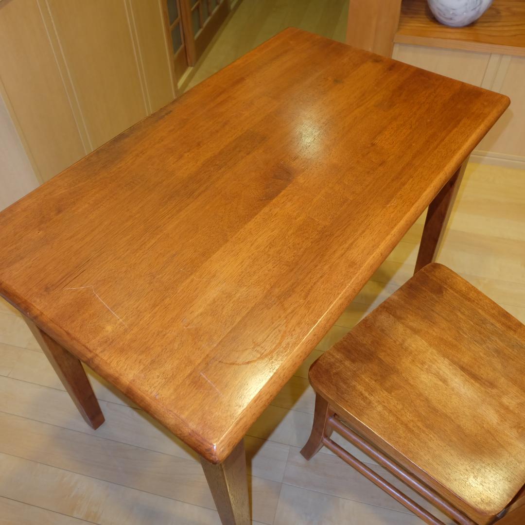 茨城県笠間市より 天然木 無垢材 椅子と机のセット チーク材？ マレーシア製