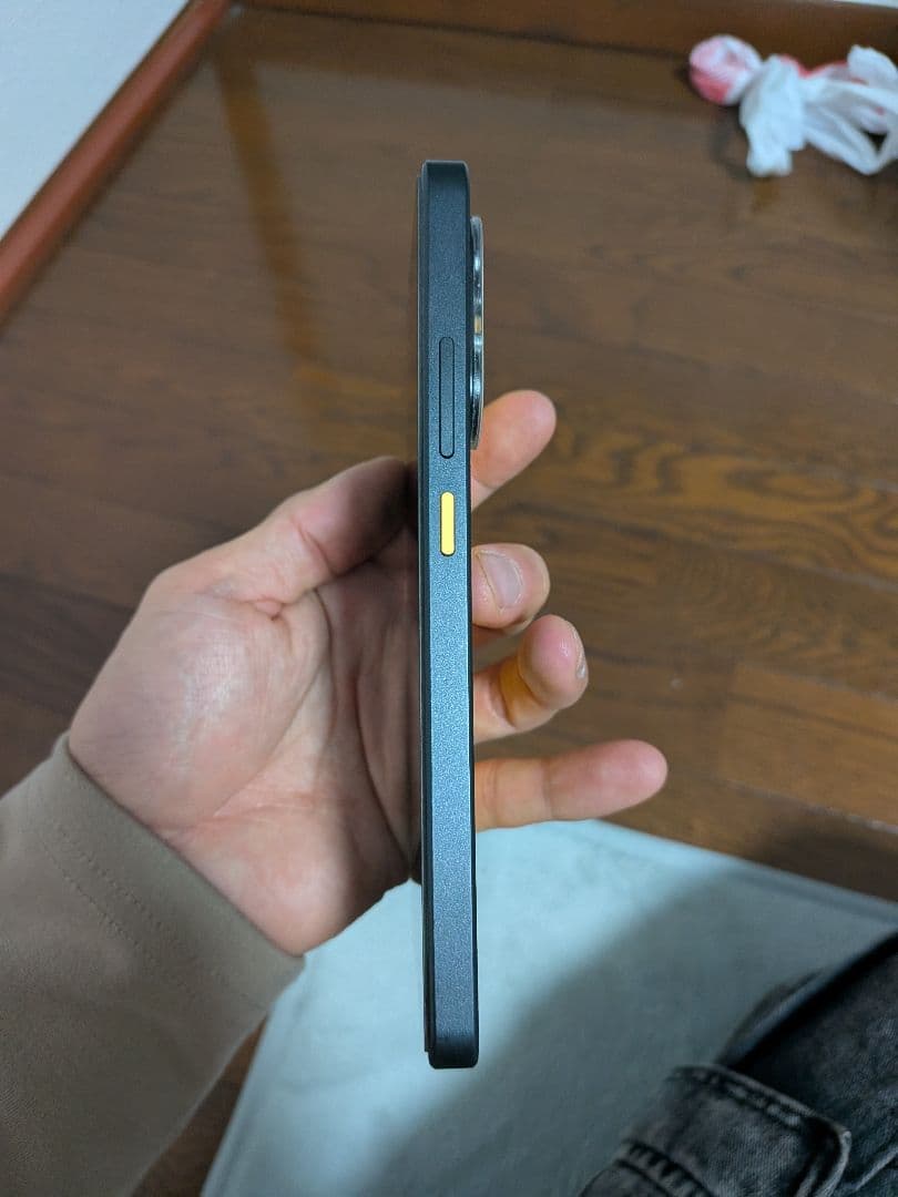 Poco X7 Pro 本体 充電器・ケース付き