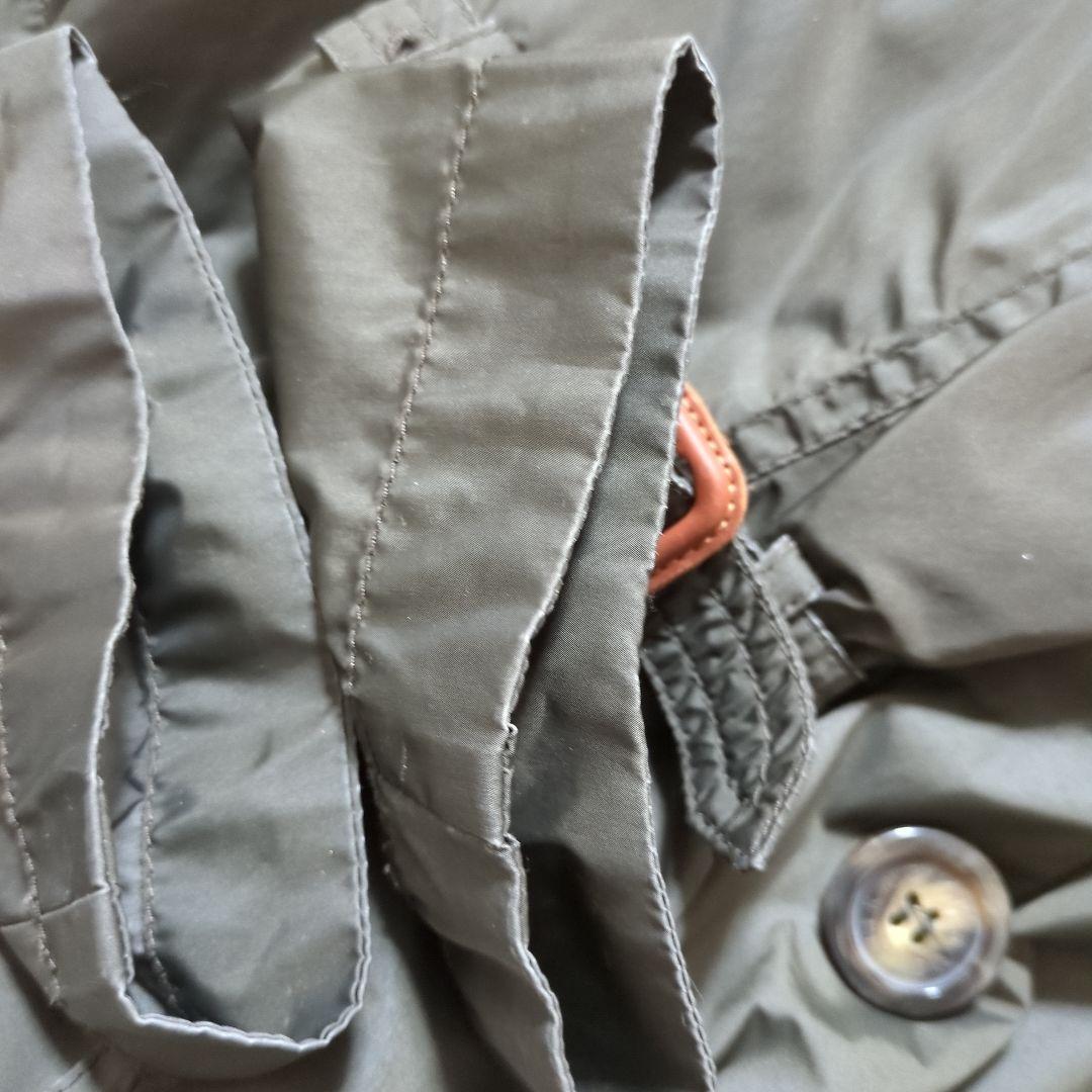 モンクレールトレンチハーフコート