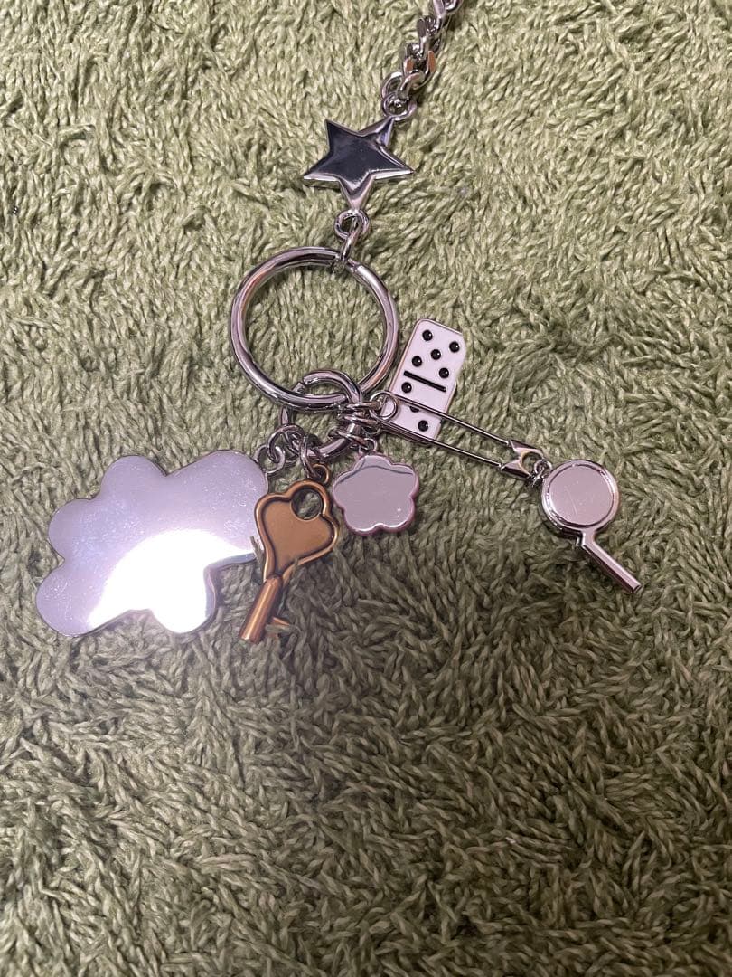 あんずすもも【MARC JACOBS】キ－チェーンチャ－ム