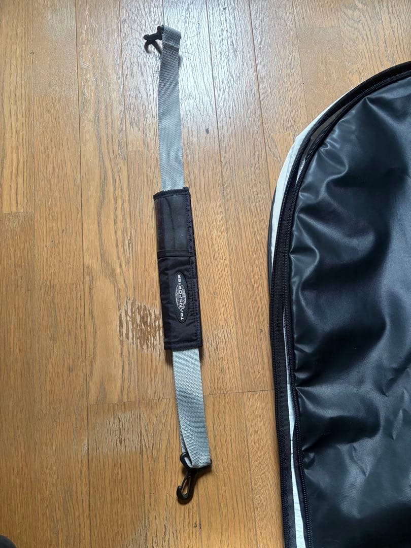 美品　FCS サーフボードケース　8ｆ用