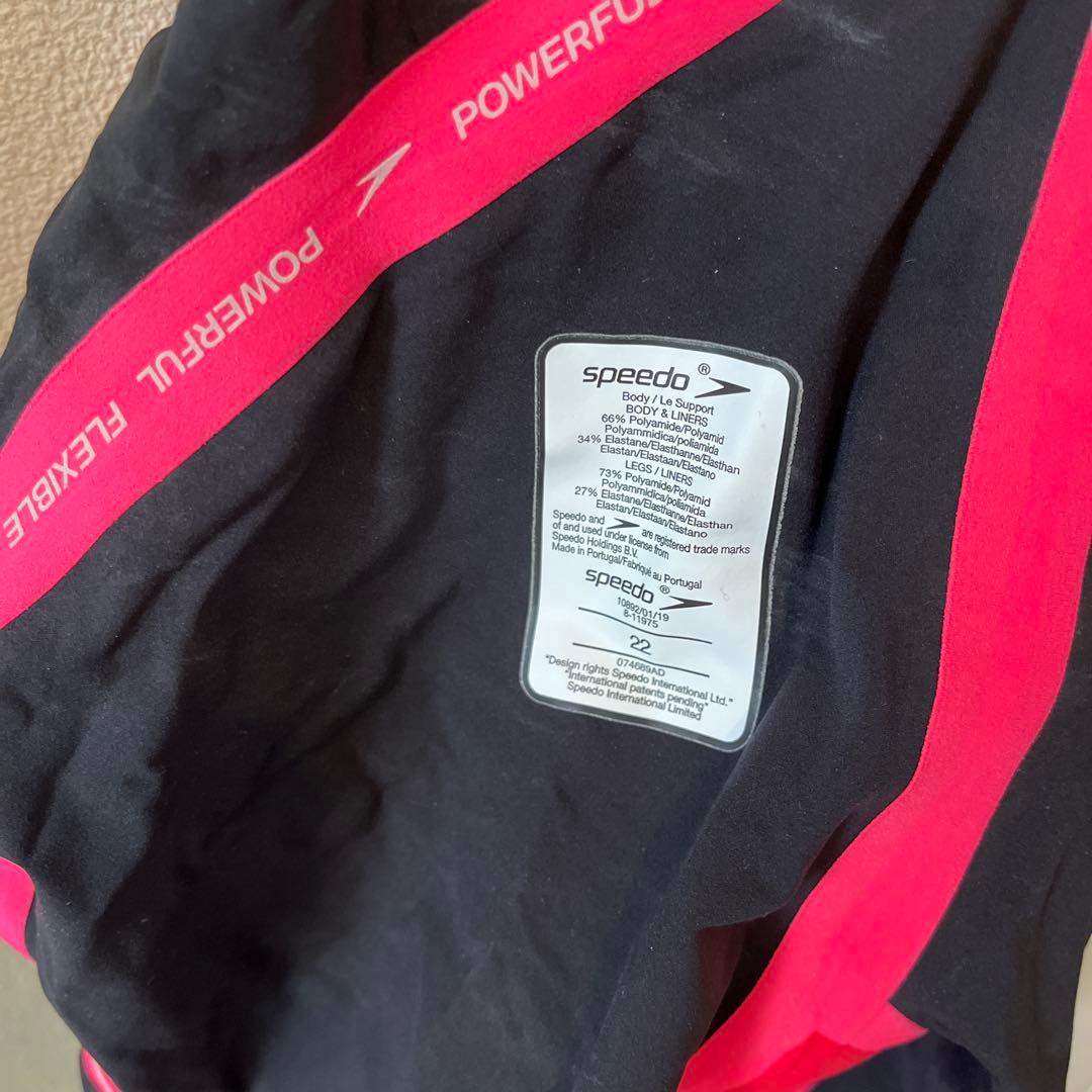 Kihaha さん専用 speedo スポーツ用水着 赤・黒