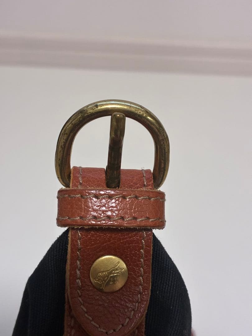 IL BISONTE ショルダーバッグ 黒