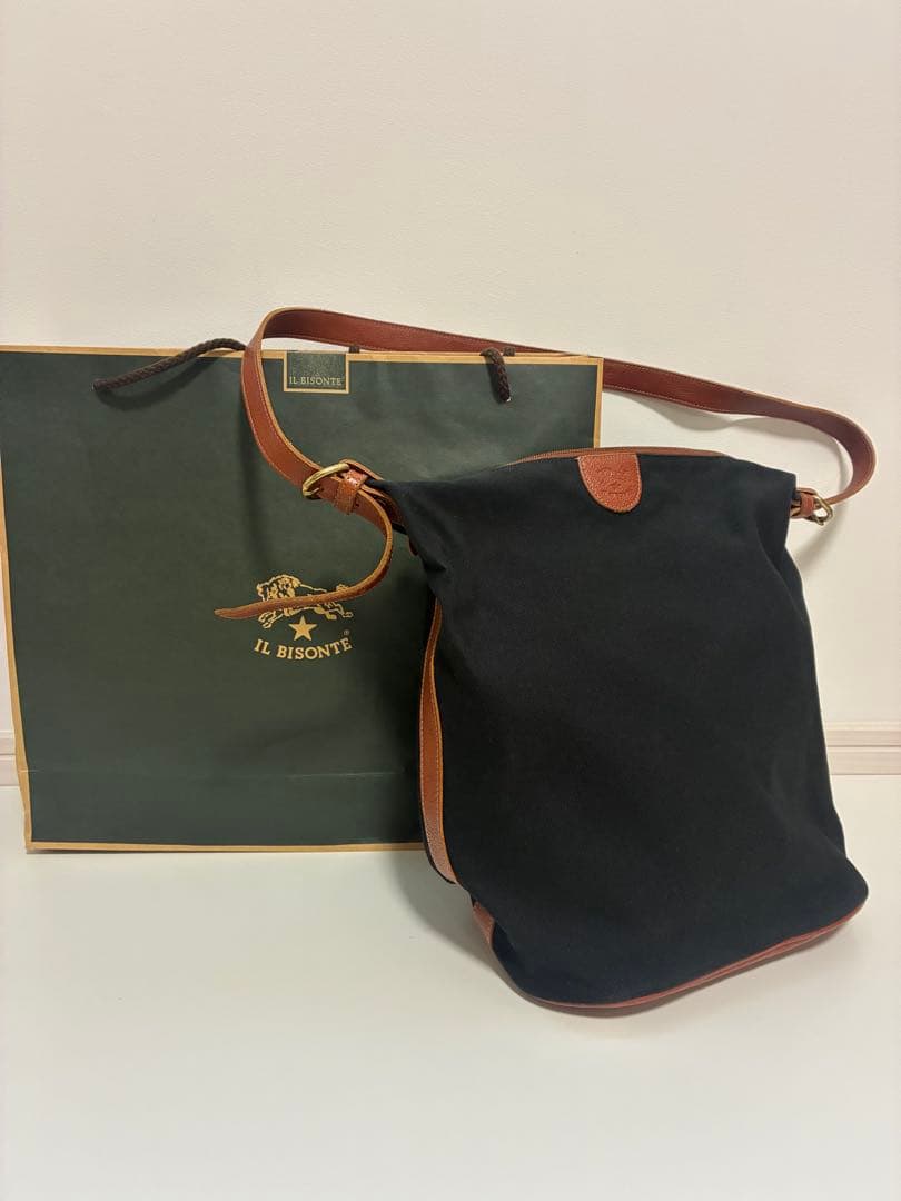 IL BISONTE ショルダーバッグ 黒