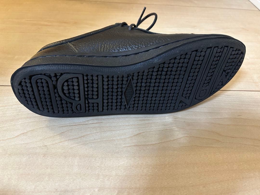 MANEBU cabaret povalコラボ　チロリアン　箱・紐あり