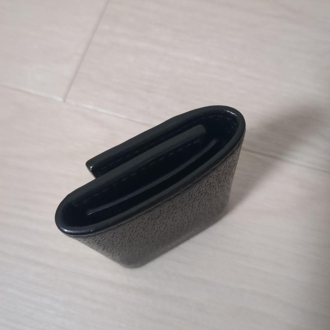 GUCCI　グッチ　蜂モチーフ　6連キーケース　ブラック×ゴールド