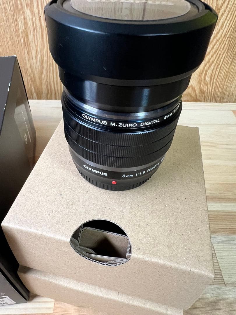 レンズ(単焦点) OLYMPUS M.ZUIKO DIGITAL ED 8mm f1.8