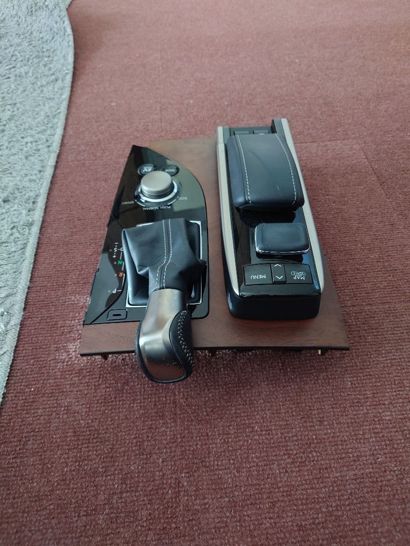 レクサス　GS 後期シフトノブ＆ブーツ、ナビコントローラーパットセット