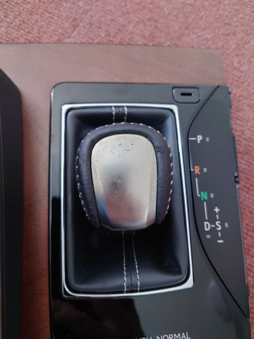 レクサス　GS 後期シフトノブ＆ブーツ、ナビコントローラーパットセット