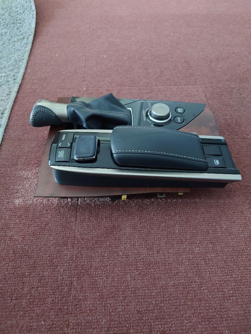 レクサス　GS 後期シフトノブ＆ブーツ、ナビコントローラーパットセット