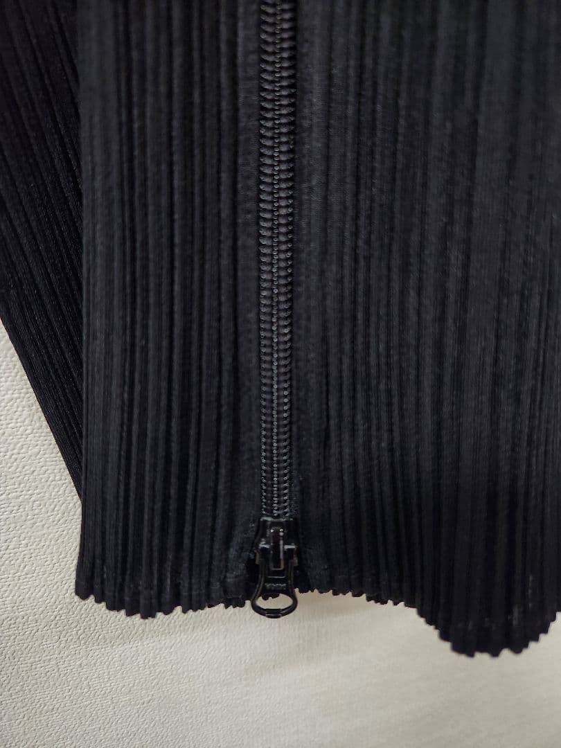 1111189　PLEATSPLEASE　長袖カーディガン　ダブルジップ　ポケ有