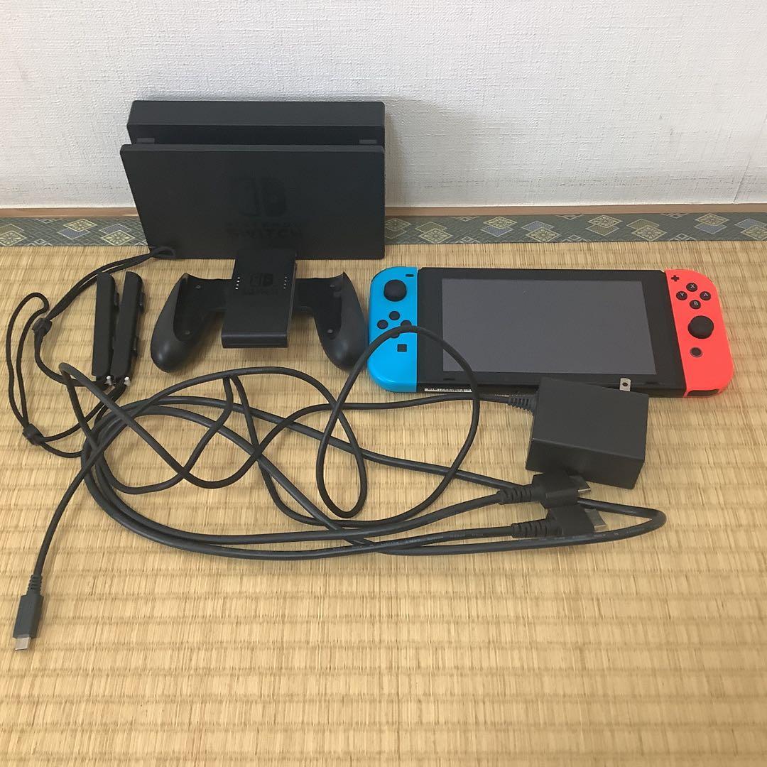 【すぐに遊べるセット】　Nintendo Switch 本体