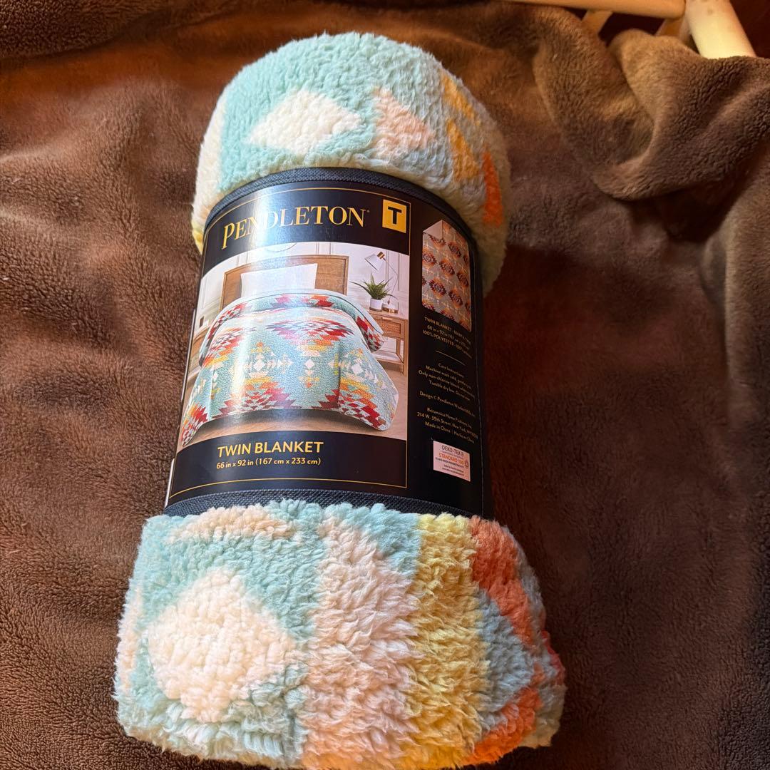 コストコPENDLETON旧デザイン　ブランケット　167×233㎝