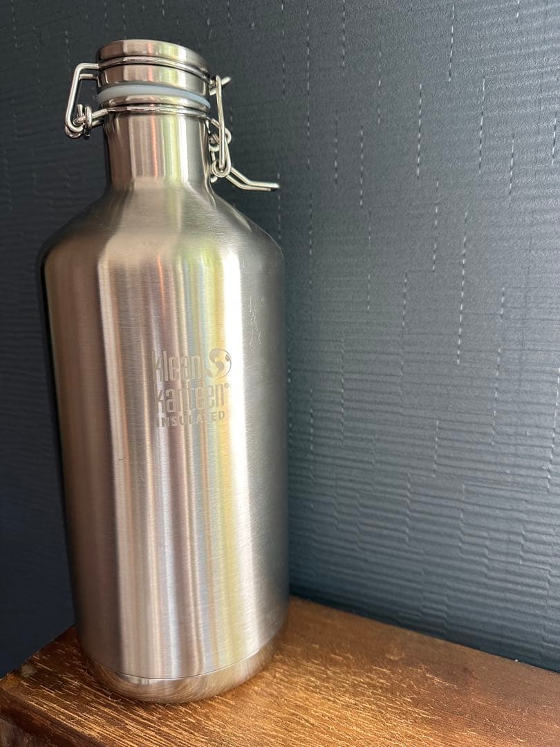 クリーンカンティーン　グロウラ ー64 oz Surf Pendleton