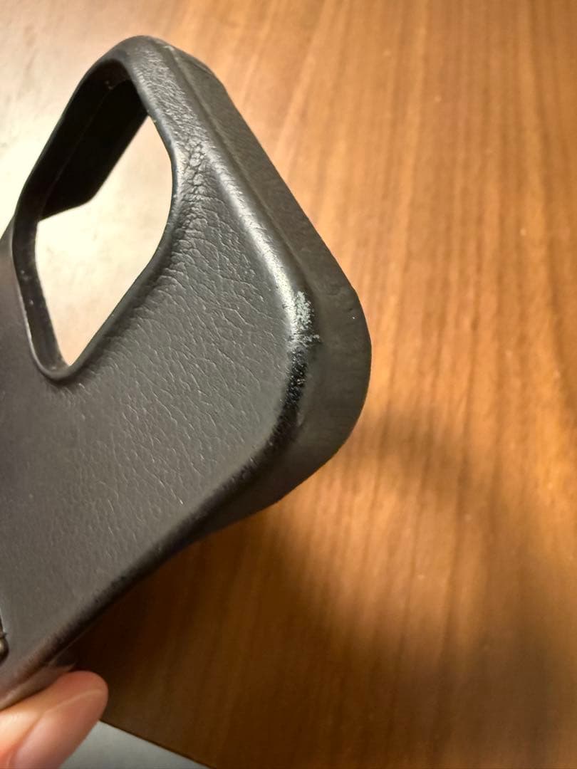 ルイ・ヴィトン iPhoneケース モノグラム 16pro 美品 ブランド