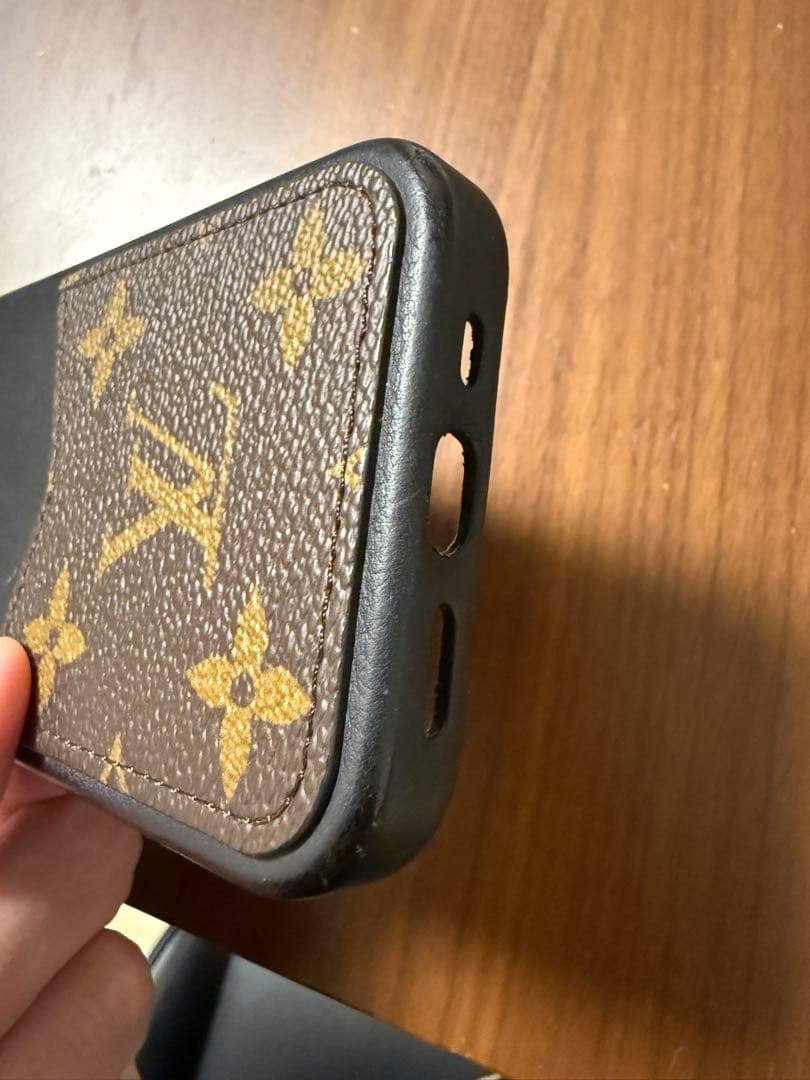 ルイ・ヴィトン iPhoneケース モノグラム 16pro 美品 ブランド