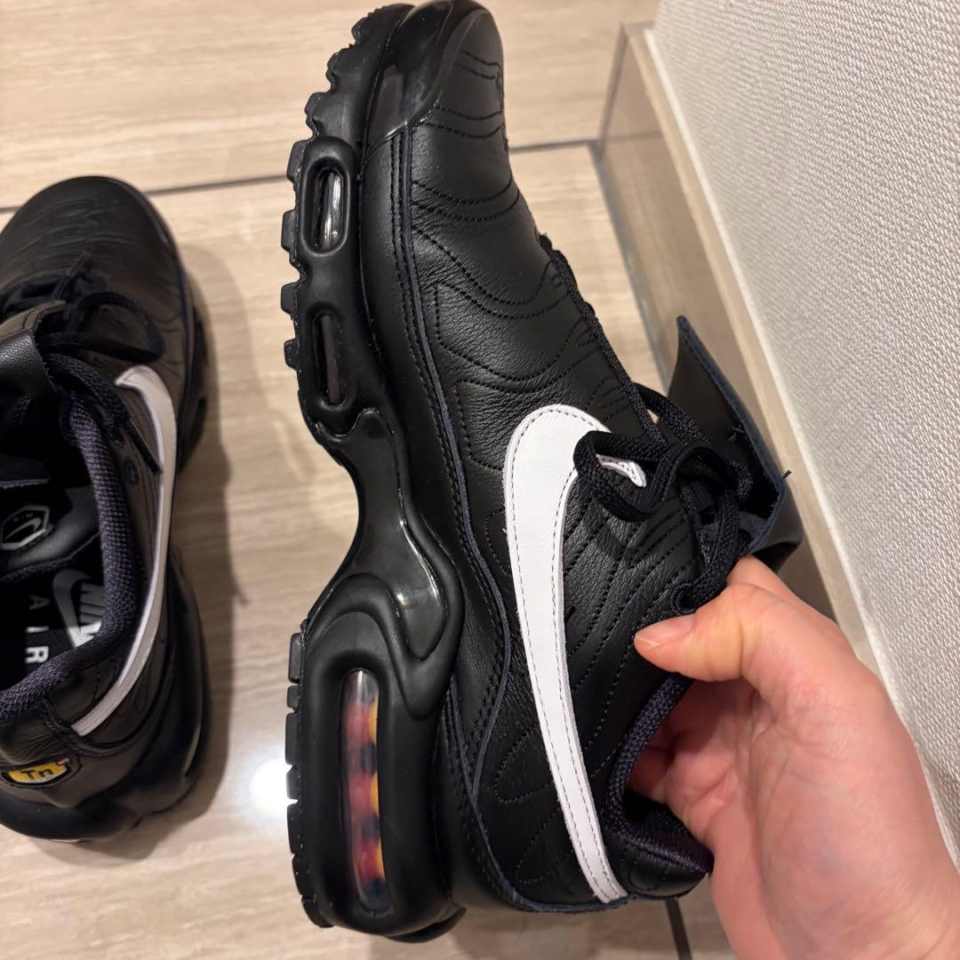 【美品】ナイキ エアマックスプラス ティエンポ 24cm NIKE