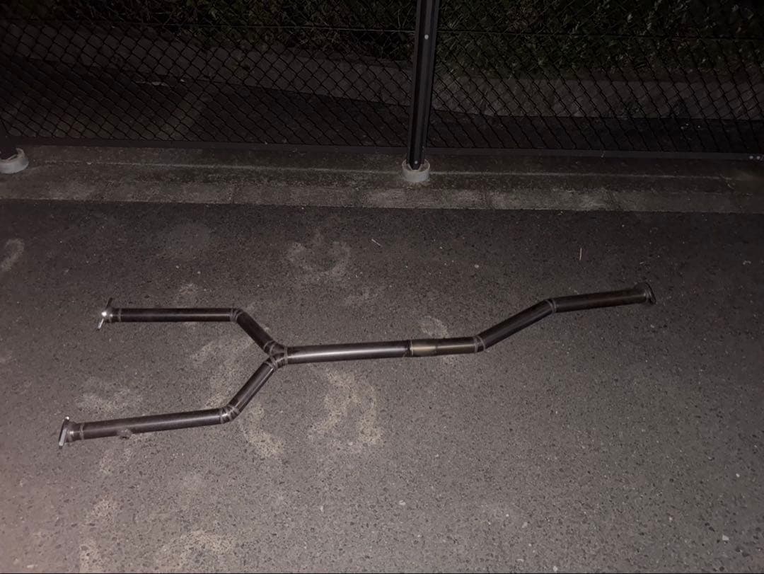 クラウン　中間マフラー　21.20.18クラウン流用