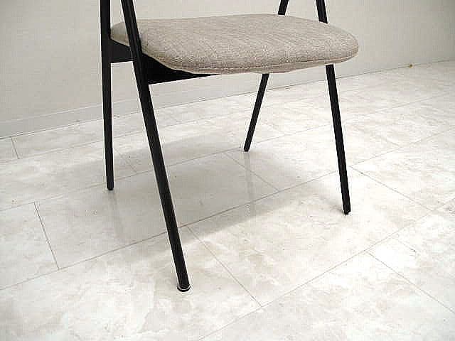 【展示品】25年製 unico ウニコ エレムト ダイニングチェア 北欧モダン