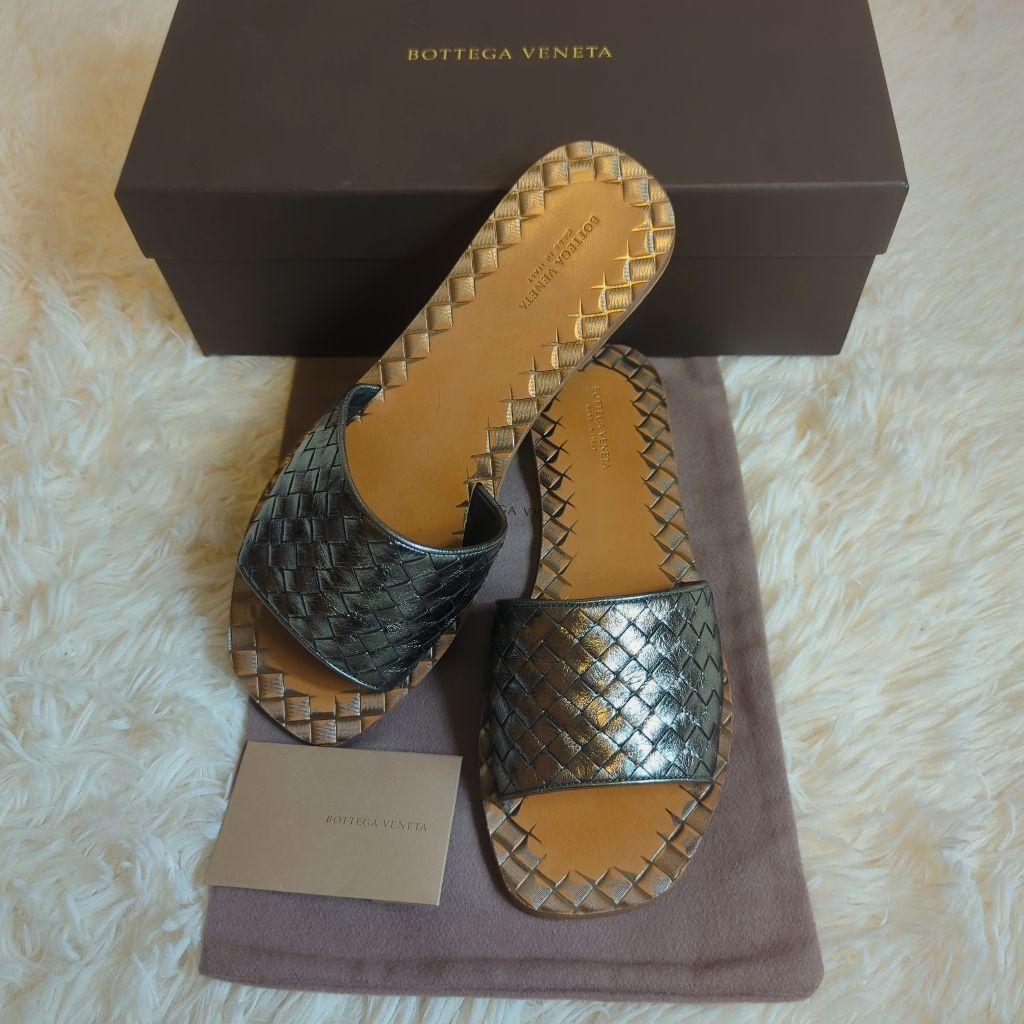 【コールマン同梱】BOTTEGA VENETA メタリックグレー