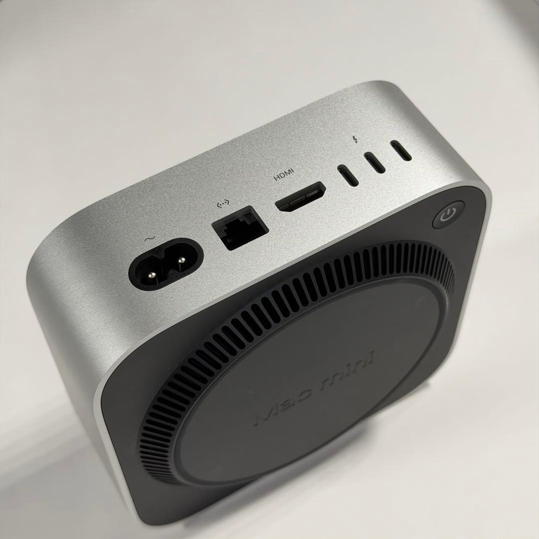 ミ*ズ様 Apple Mac mini M4チップ搭載16GBメモリSSD256