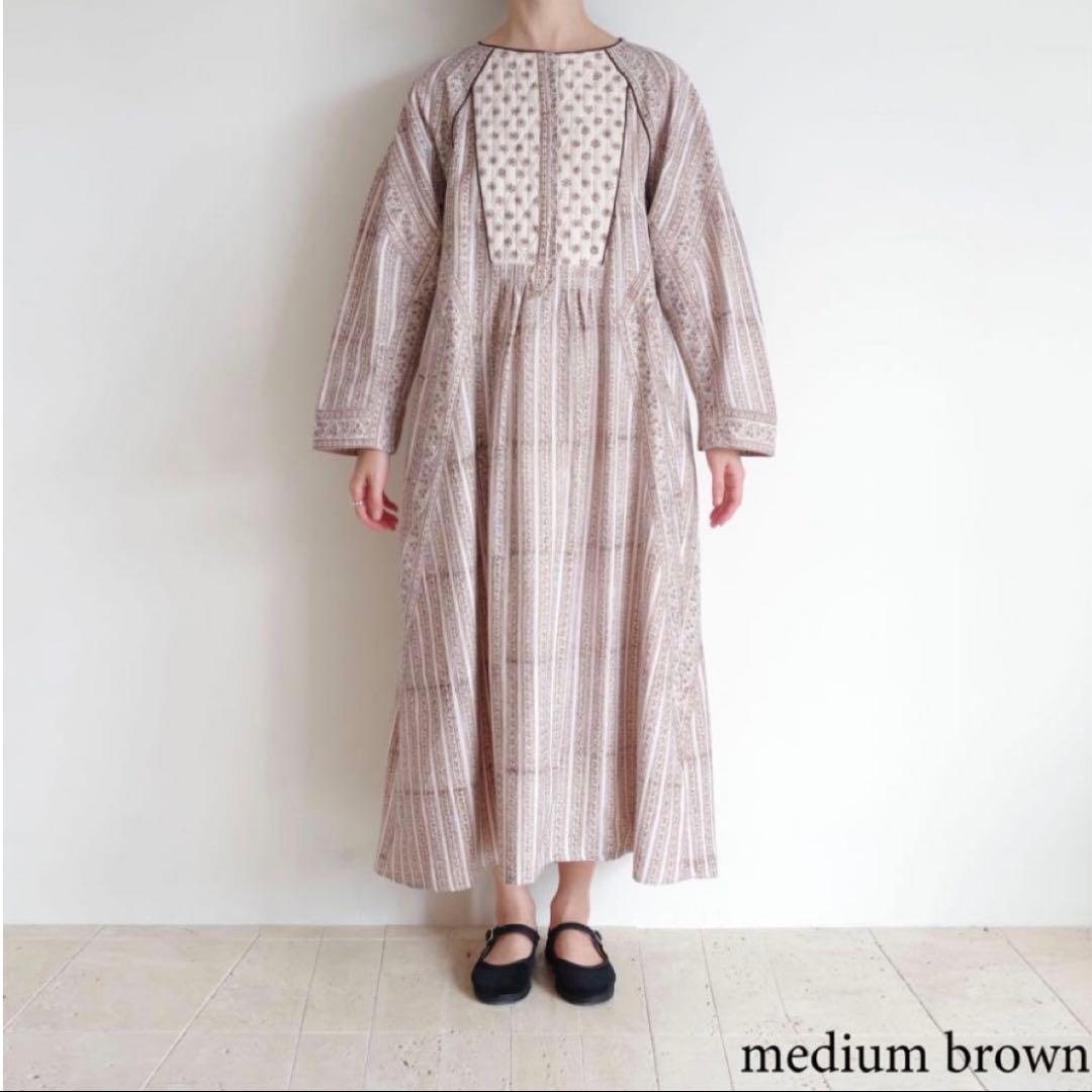 pheeta dress francesフィータ　ワンピース　ブラウン