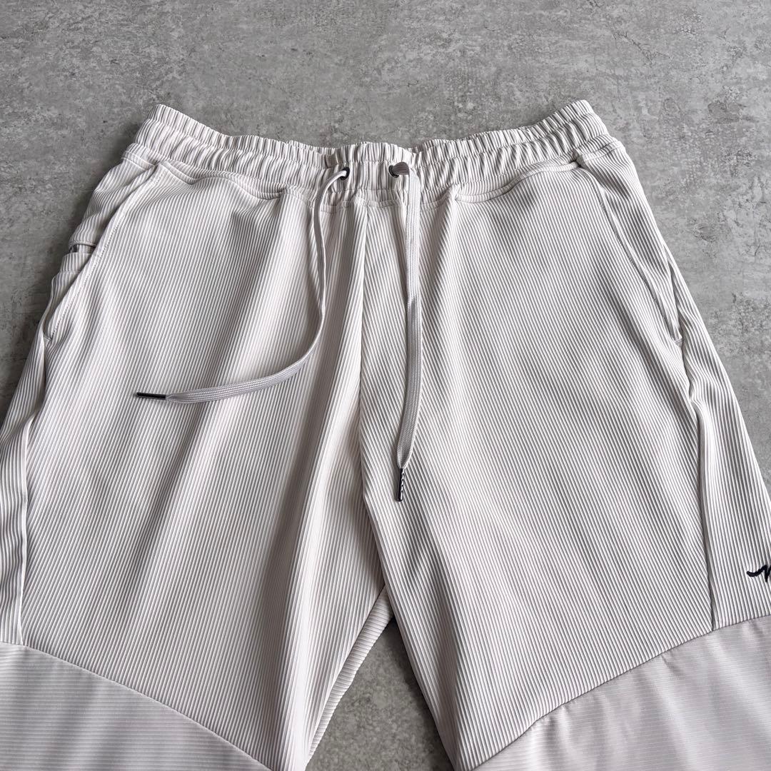 極美品■コール&レスポンス【XL】セットアップ ベージュ ストレッチ プリーツ