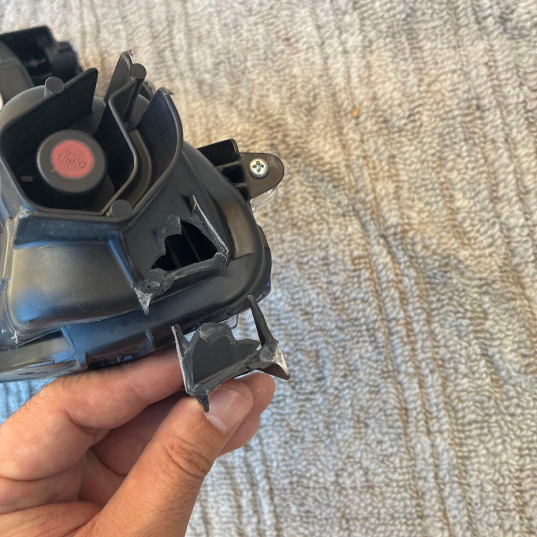 アクア　純正ヘッドライト　左側　MXPK10