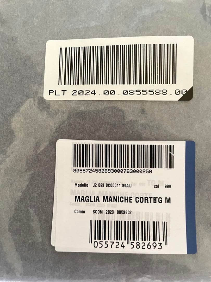 モンクレール　刺繍ロゴTシャツ　Ｍ　　新品未使用　　2024年製