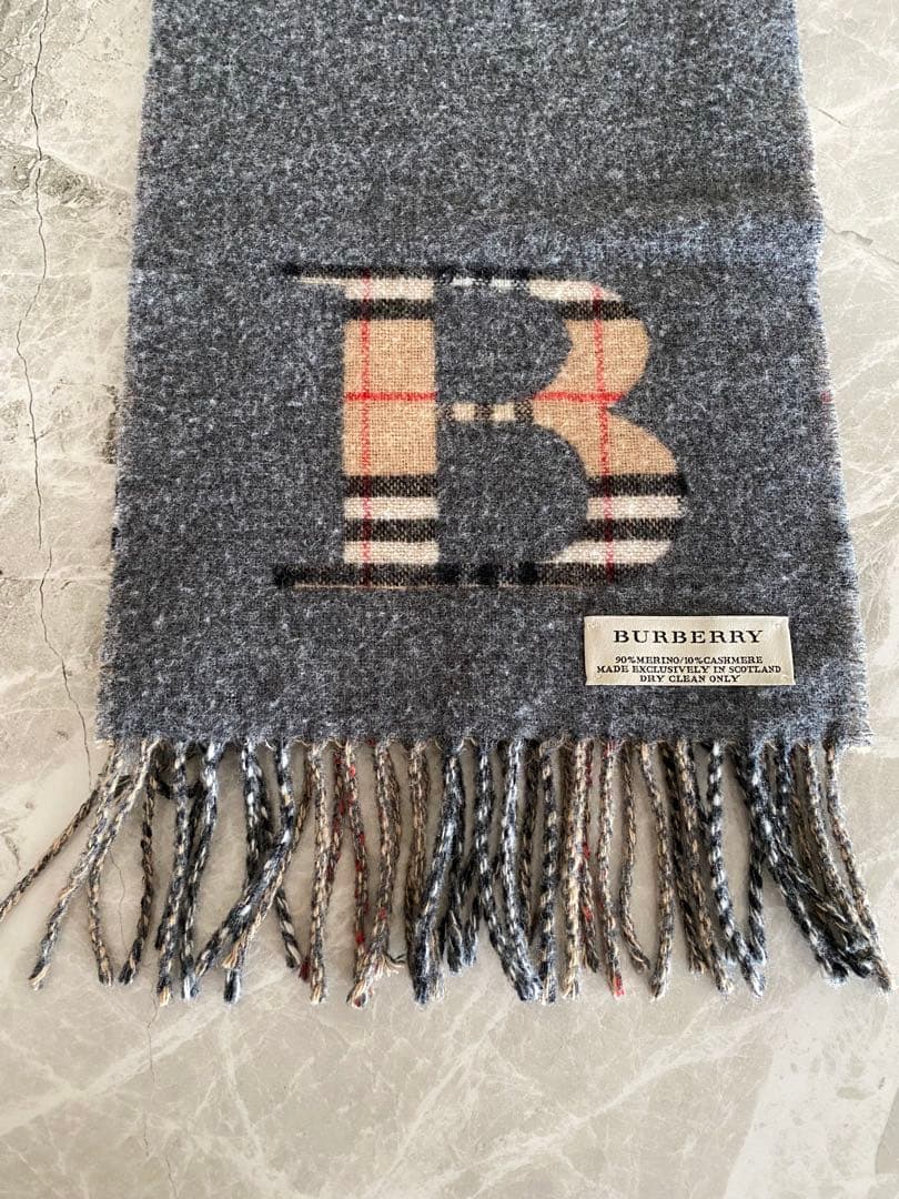 BURBERRY チェック柄マフラー