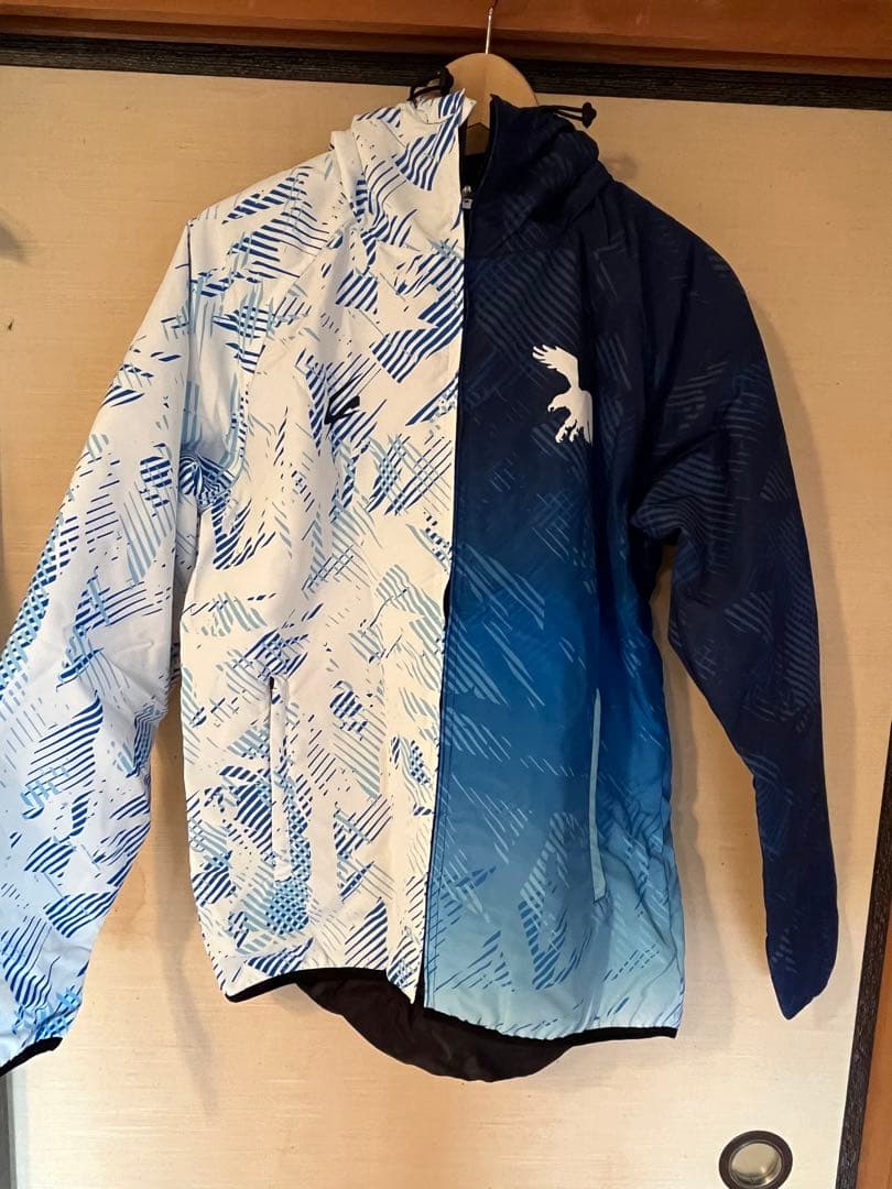 大分東明高校　陸上部冬用　ウインドブレーカー　上下